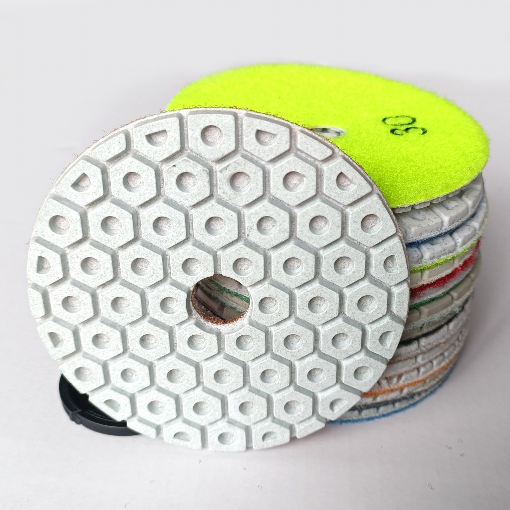 Pequeña hormiga verdadera Color de 4 pulgadas Honeycomb de pulido húmedo para mármol de granito de piedra diseñada